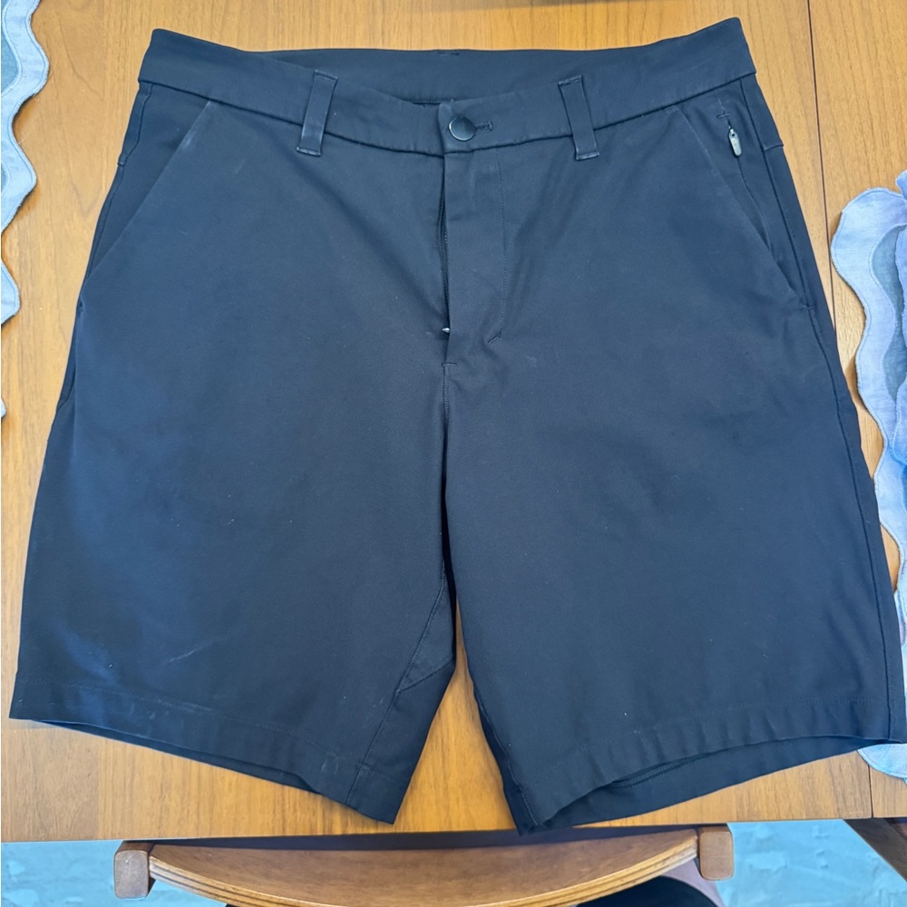 lululemon athletica Men's Black Flat Front Shorts